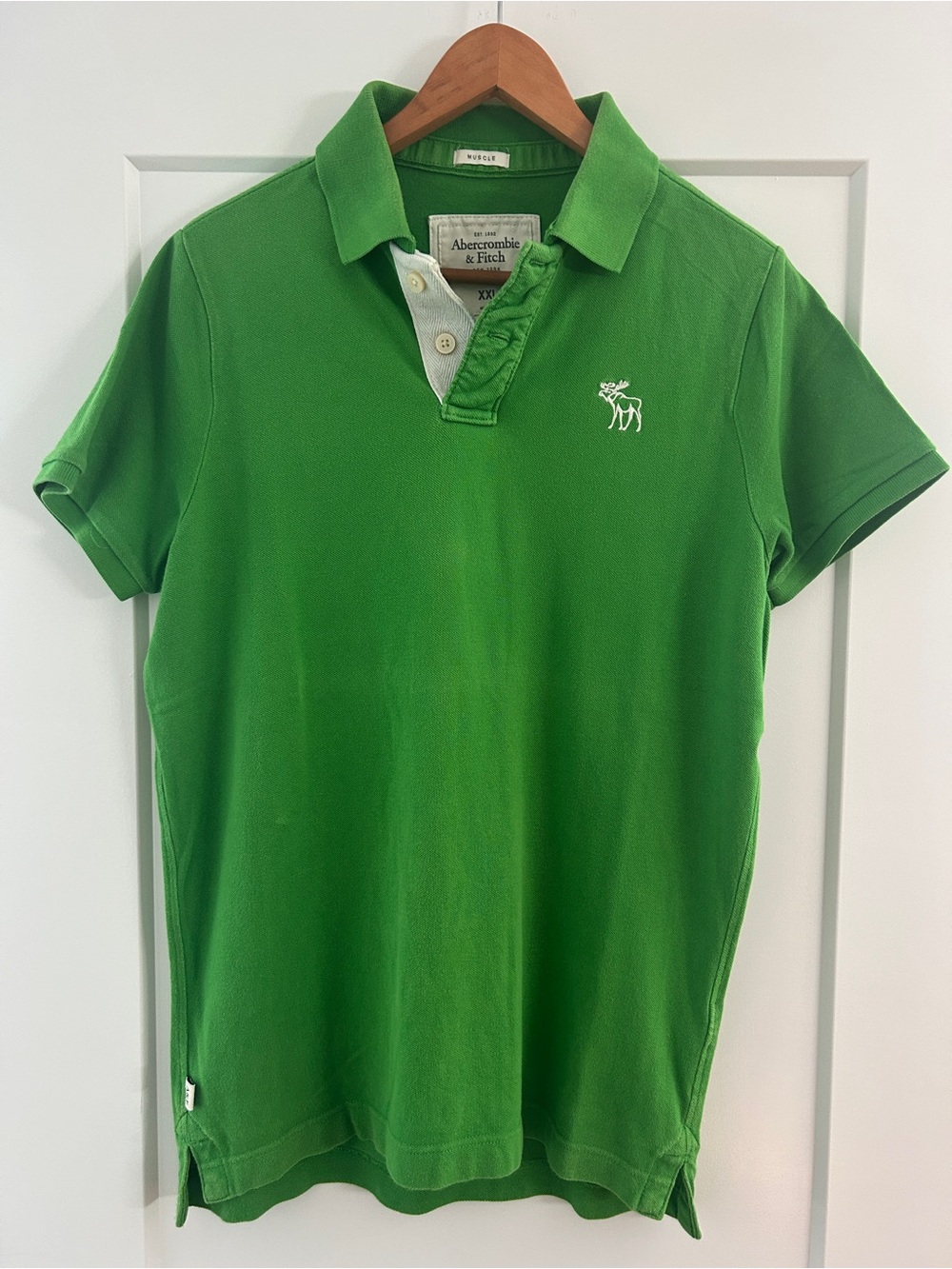 Abercrombie & Fitch Men’s Bright Green Polo Shirt with Contrast Placket